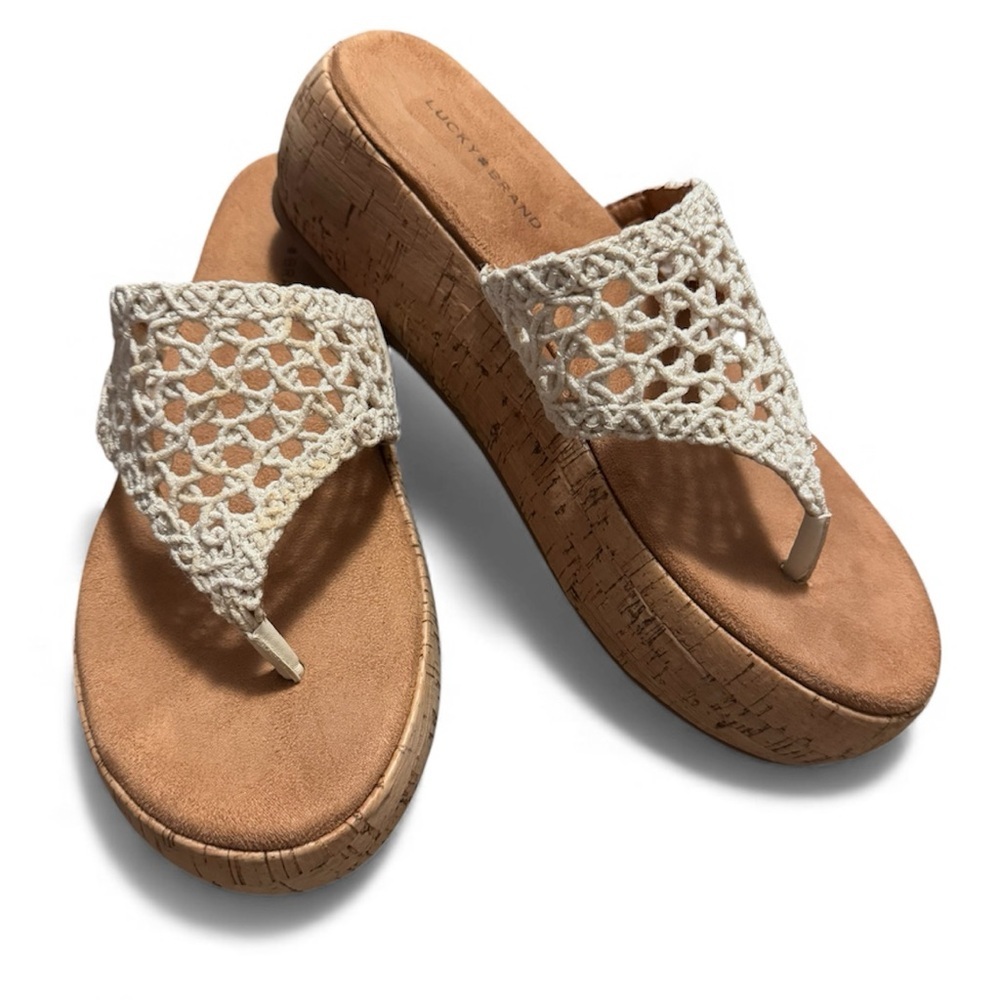 Lucky Brand cream macrame cork wedge flip flop Size 9